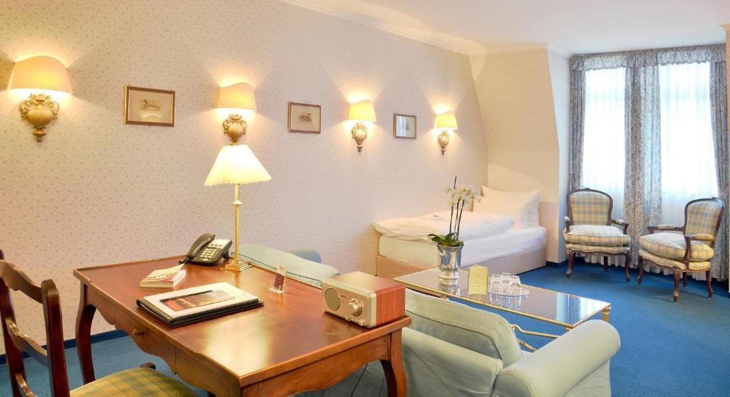 Stadthotel Patrizier Schmalkalden Ruang foto