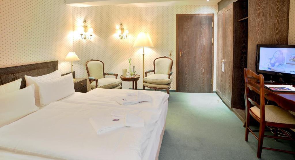 Stadthotel Patrizier Schmalkalden Ruang foto