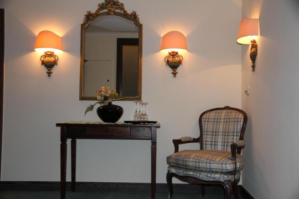 Stadthotel Patrizier Schmalkalden Bagian luar foto
