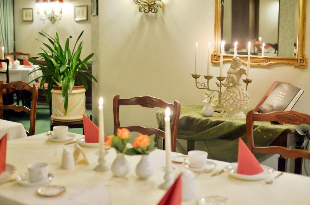 Stadthotel Patrizier Schmalkalden Bagian luar foto